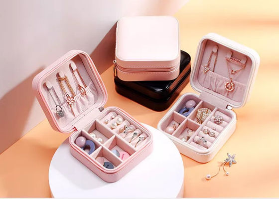 Stilvoller Samt-Ohrring-Kasten glattes Pantone-Schmuck-Kasten-Kasten PU-Leder