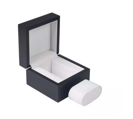 Kundengebundenes schwarzes Matte Single Watch Boxes Pu-Leder-Quadrat hölzern