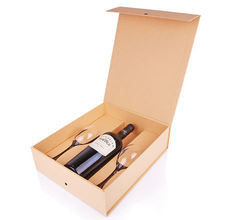 Der 3 Flaschen-packt magnetische Wein-Glasverpackung Geschenk mit Teilern ein