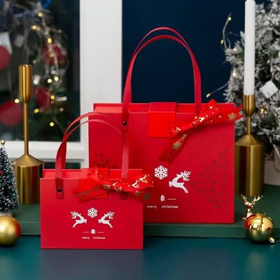 Gewölbtes Weihnachtsgeschenk PMS-Weihnachtspappgeschenkboxen ISO-gestrichenen Papiers