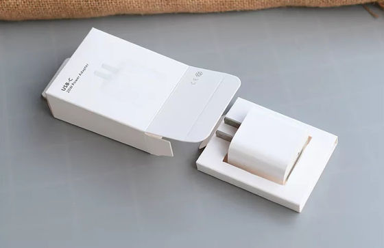 PMS Usb-Ladegerät-Daten verkabeln Verpackungs-Kasten fettdichtes Debossing
